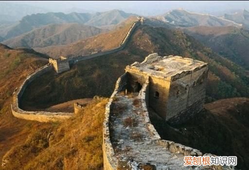 万里长城的东部起点是什么 ，万里长城东端？