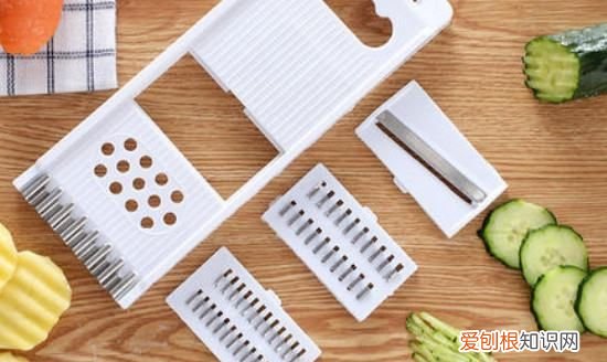用刀切土豆丝太麻烦怎么办,如何使用刨丝器削土豆丝不会受伤