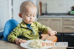 一岁半的宝宝语言标准 ，一岁半宝宝语言能力标准