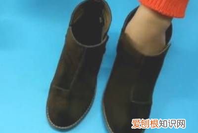 翻毛皮鞋怎样去污 ,翻毛皮鞋脏了怎么办?怎么清洗翻毛皮鞋??