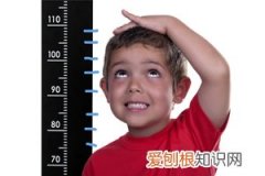 小孩子爱咬下嘴唇是怎么回事，小孩子喜欢咬下嘴唇是怎么回事？