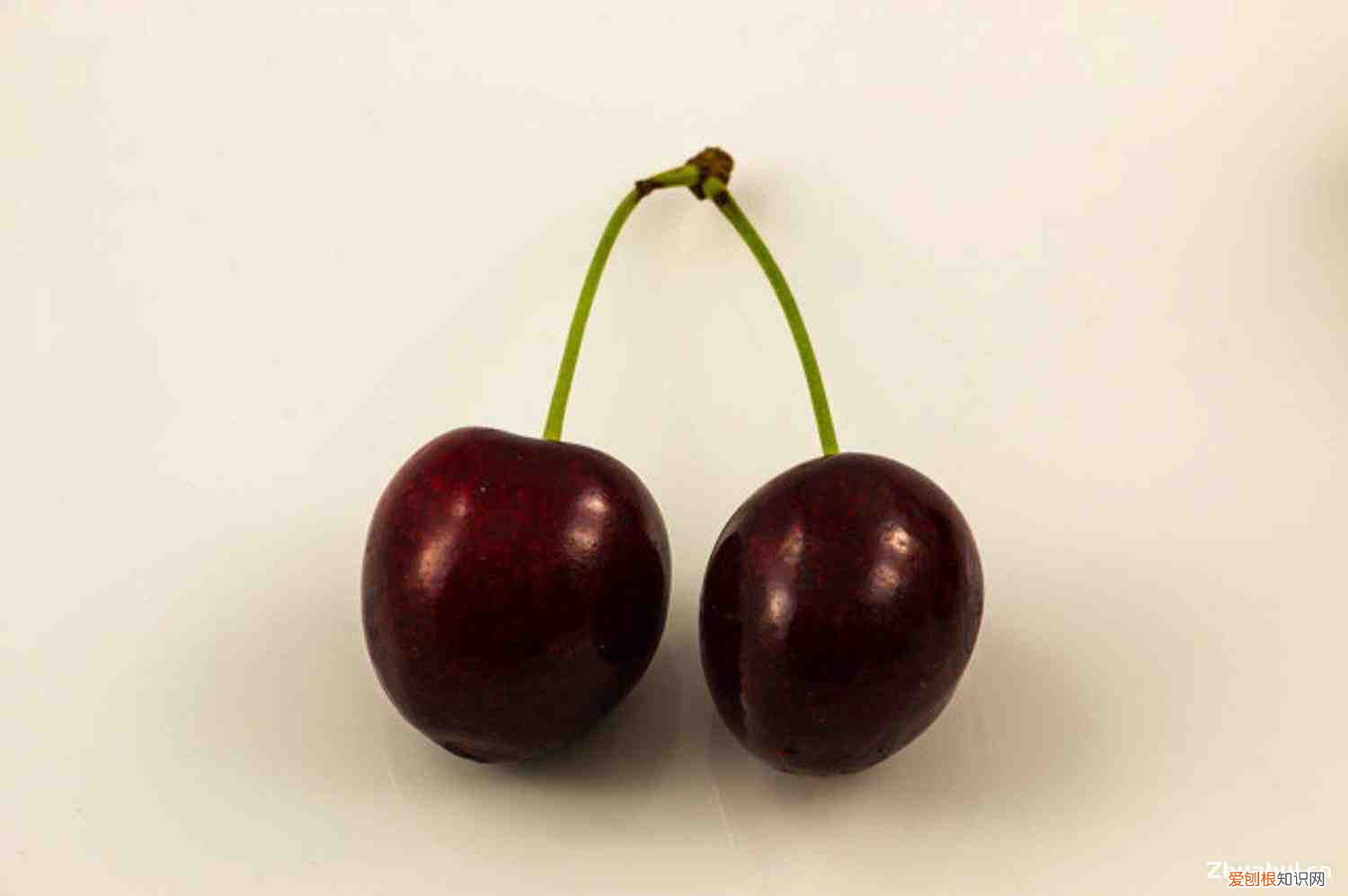 樱桃什么时候季节成熟,樱桃什么季节成熟,樱桃图片?