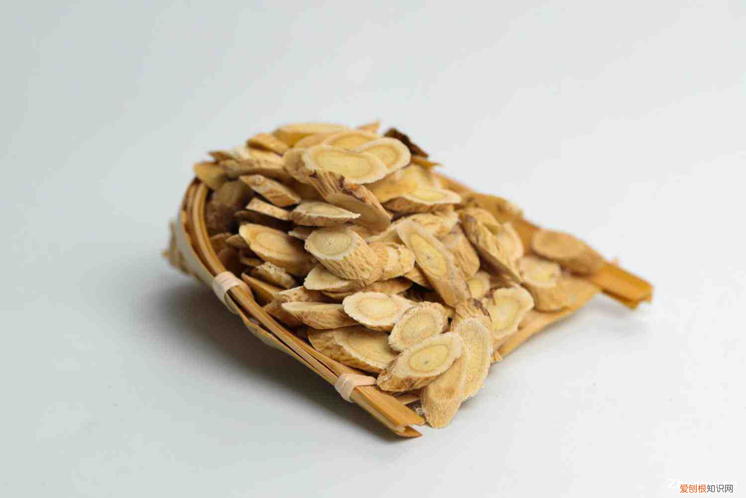 黄芪是什么药材?,黄芪是什么,黄芪图片?