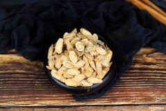 黄芪的功效与作用及禁忌,用法及用量，黄芪的功效和作用，黄芪的图片？