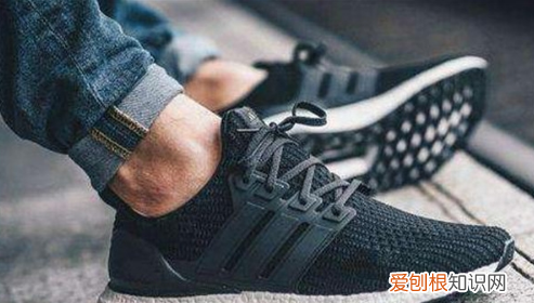 运动鞋黄了怎么变白，boost氧化发黄怎么处理
