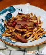 萝卜干炒腊肉制作方法，萝卜干炒腊肉怎么炒才好吃