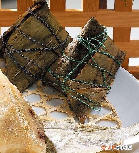 速冻粽子煮多久 怎么用电饭锅煮粽子呢