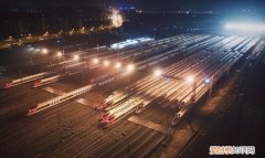 为什么高铁不停普通火车停运 高铁火车夜间为什么停运