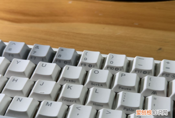 电脑黑屏按什么键恢复