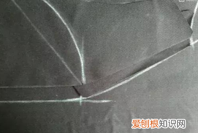 袖子的裁剪方法，一片插肩袖的裁剪方法