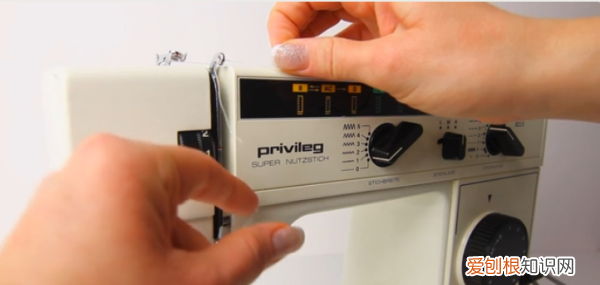 缝纫机的绕线方法，电动缝纫机怎么穿线