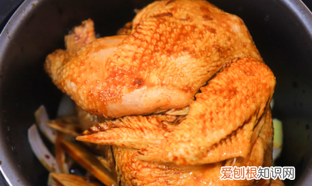 怎样用电饭煲焖鸡，简单好吃的电饭煲焖鸡怎么做