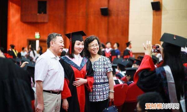 博士研究生和博士的区别，研究生和博士的区别在哪里