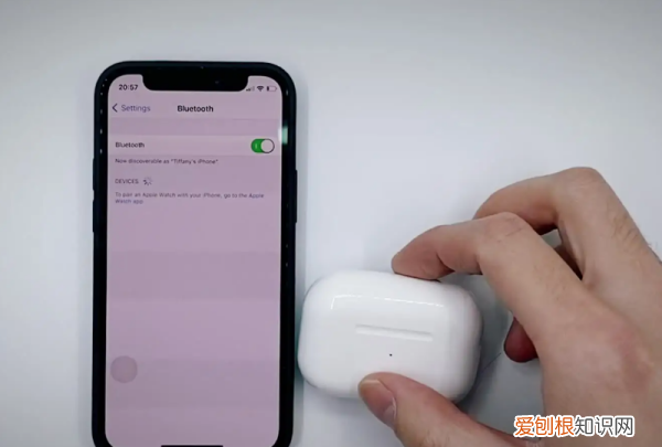 airpods二代真假鉴别，airpods2真假区别包装盒