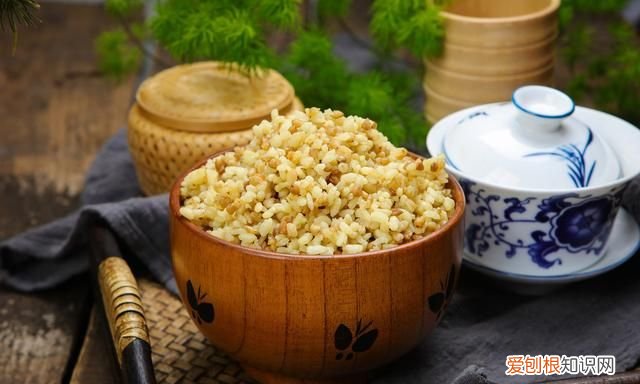 米饭里面放粗粮好吃吗 ，米饭里面放粗粮可以吗？
