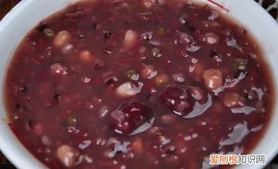 米饭里面放粗粮好吃吗 ，米饭里面放粗粮可以吗？