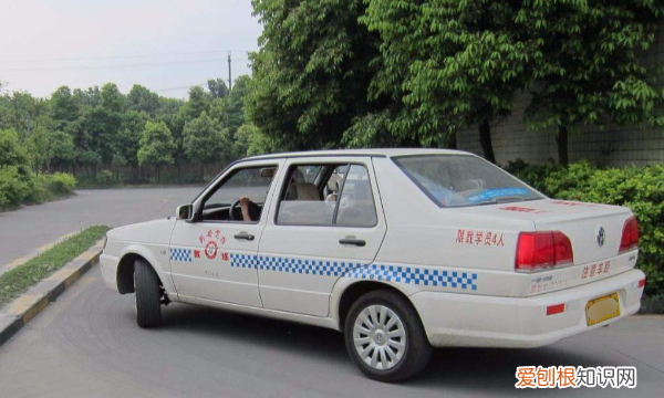 科一科三间隔必须一个月，为什么科一考完一个月才能约科三