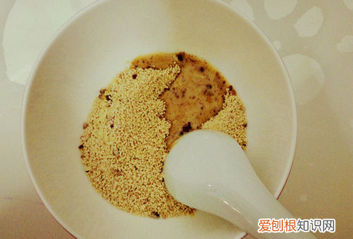 藕粉怎么泡不起来，为什么有的陶瓷碗不白