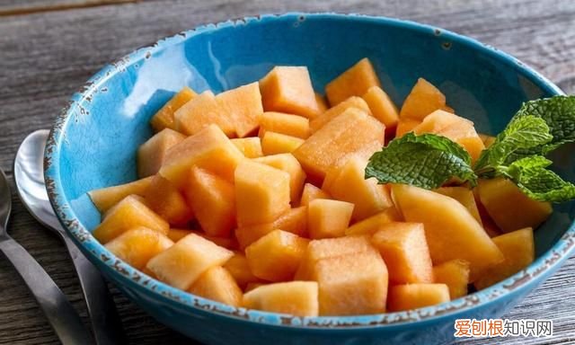 糖尿病人可以吃香瓜哈密瓜吗 哈密瓜血糖高的人可以吃吗?