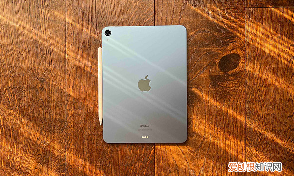 ipad屏幕失灵滑动不了