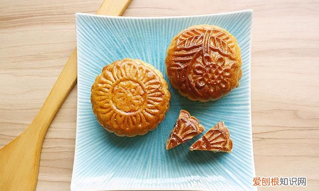 月饼为什么塌陷开裂 为什么做的月饼会塌陷