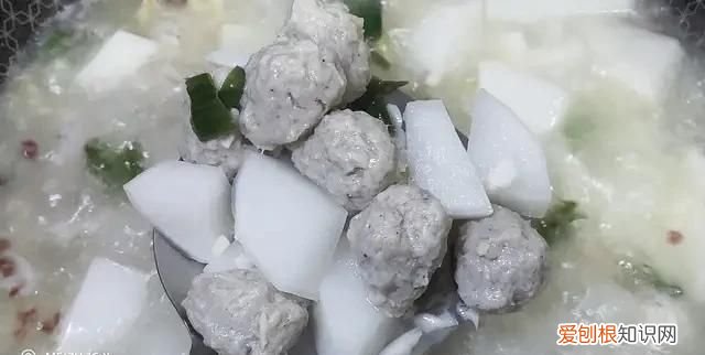 腊排骨炖萝卜汤怎么炖最好喝 ，腊排骨炖萝卜汤有营养价值吗？