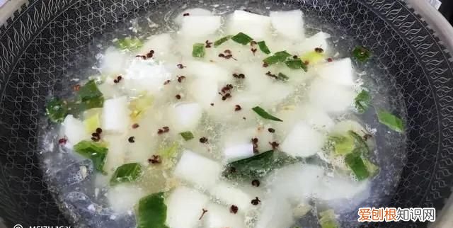 腊排骨炖萝卜汤怎么炖最好喝 ，腊排骨炖萝卜汤有营养价值吗？