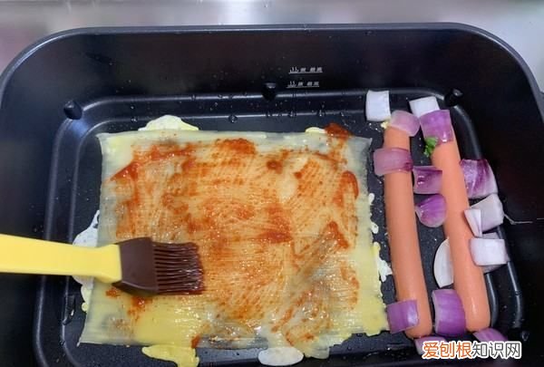烤冷面做法教程，烤冷面的做法视频