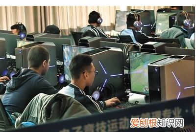 成都电竞学校都有哪些，四川美术高中学校有哪些