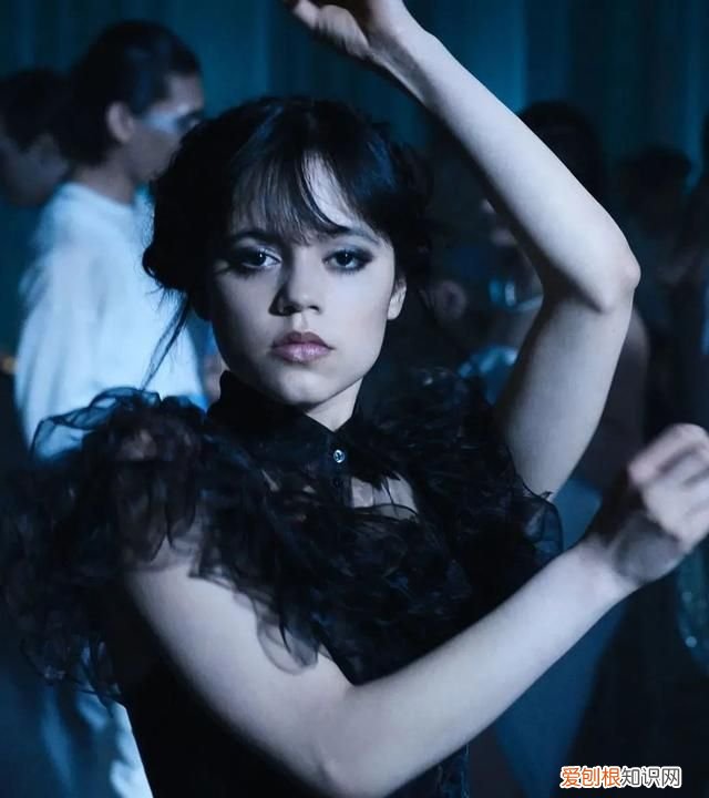泰勒斯威夫特和嘎嘎谁更火