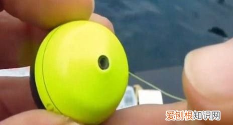 海竿钓鱼怎么用漂，海竿怎样使用浮漂钓鱼视频