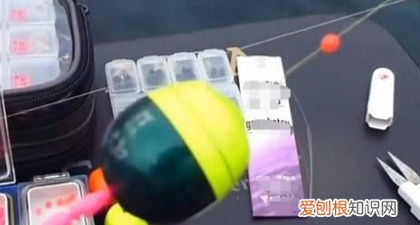 海竿钓鱼怎么用漂，海竿怎样使用浮漂钓鱼视频