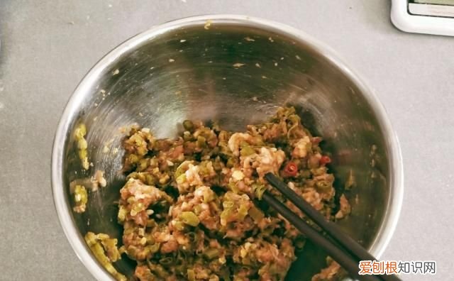 酸豆角包子馅要炒吗