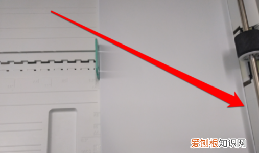 打印机卡纸怎么拿出来，打印机卡纸了怎么弄出来视频