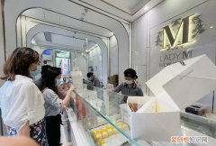 商业秘密｜网红蛋糕单价2000元、克莉丝汀年亏1亿！烘焙行业有多内卷