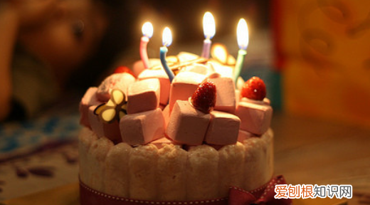 蛋糕过夜可以吃，生日蛋糕可以隔夜吃吗不放冰箱