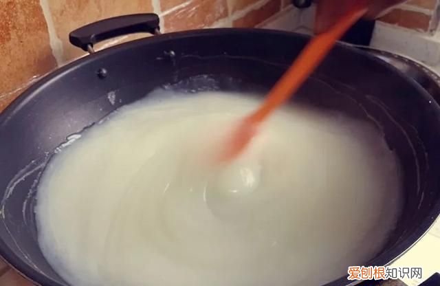 四川宜宾凉糕特色小吃,宜宾特色小吃红糖凉糕的制作方法