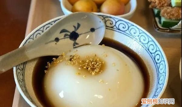 四川宜宾凉糕特色小吃,宜宾特色小吃红糖凉糕的制作方法