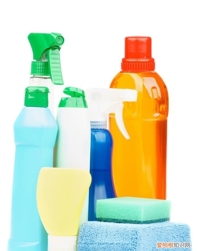 洁厕灵和84消毒液混在一起会产生什么气体