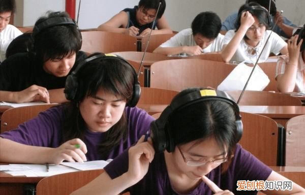 四级考试有时间看听力题目,四级考试时间够不够看听力题目可以吗