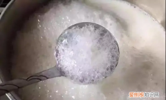 蛋白质溶于水，鱼蛋白质溶于水吗为什么