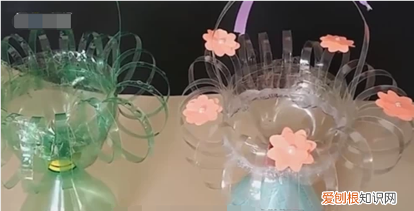 雪碧瓶怎么做东西，怎么DIY雪碧瓶做花篮