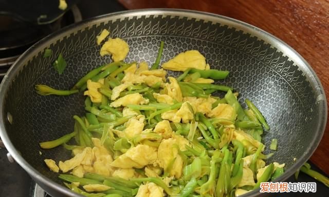 经常吃黄花菜对我们有什么好处?