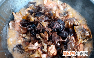 炒鸡的做法 最正宗的做法，炒鸡的做法最正宗的做法视频