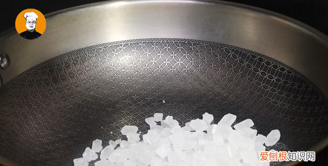 冰糖跟白糖炒的糖色有区别吗,没有冰糖可以用白糖炒糖色吗