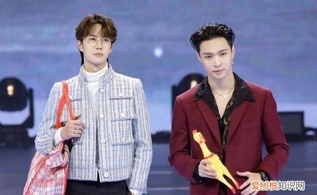 这就是街舞4王嘉尔表演队长reaction