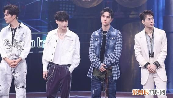 这就是街舞4王嘉尔表演队长reaction