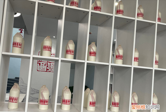 酱香型白酒和浓香型白酒的区别,酱香型白酒与浓香型白酒有啥区别