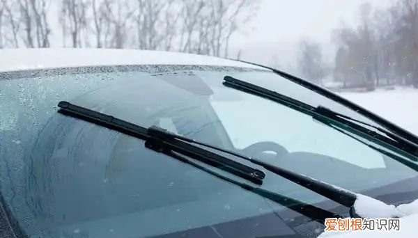 大众途昂X感应雨刷怎么用，途昂感应雨刷怎么打开图解视频