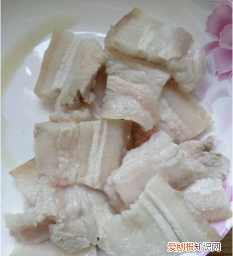 回锅肉有哪些配菜,回锅肉和什么菜炒最好